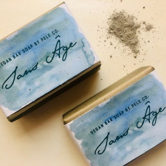 Sans Âge ~ Green Clay Anti-aging Beauty Bar. Vegan - Picture 1 of 3
